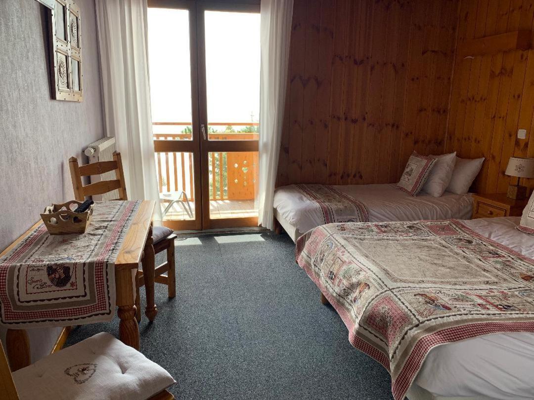 Hotels Les Catrems & Le Montagnou オルシエール エクステリア 写真